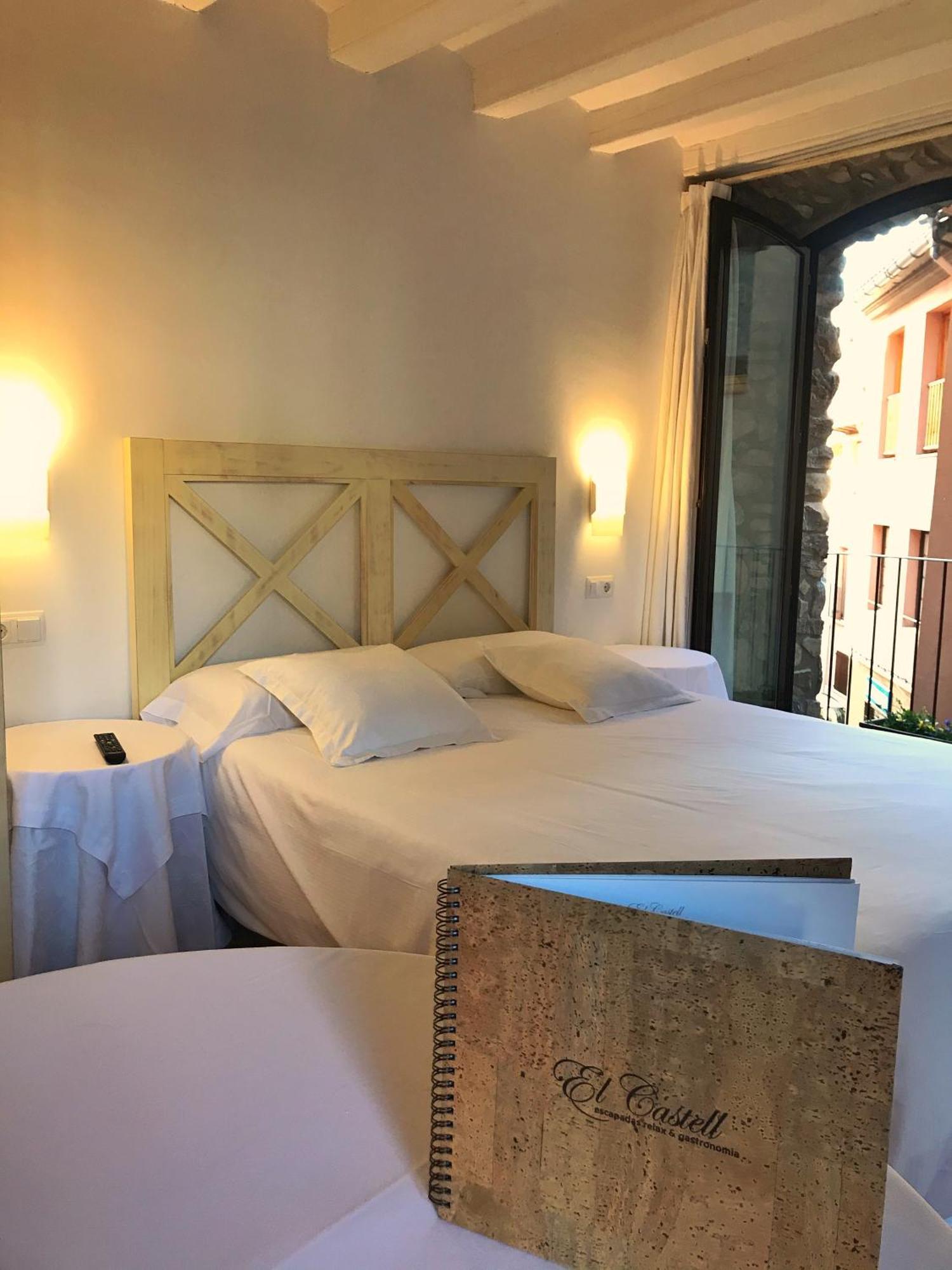 Villa El Castell De La Pobla De Lillet (Adults Only) Extérieur photo