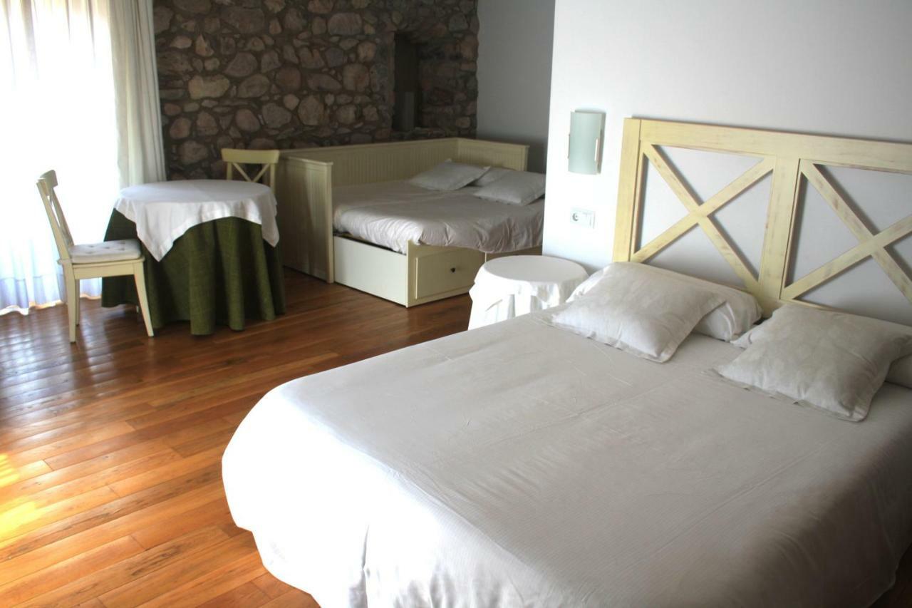 Villa El Castell De La Pobla De Lillet (Adults Only) Extérieur photo